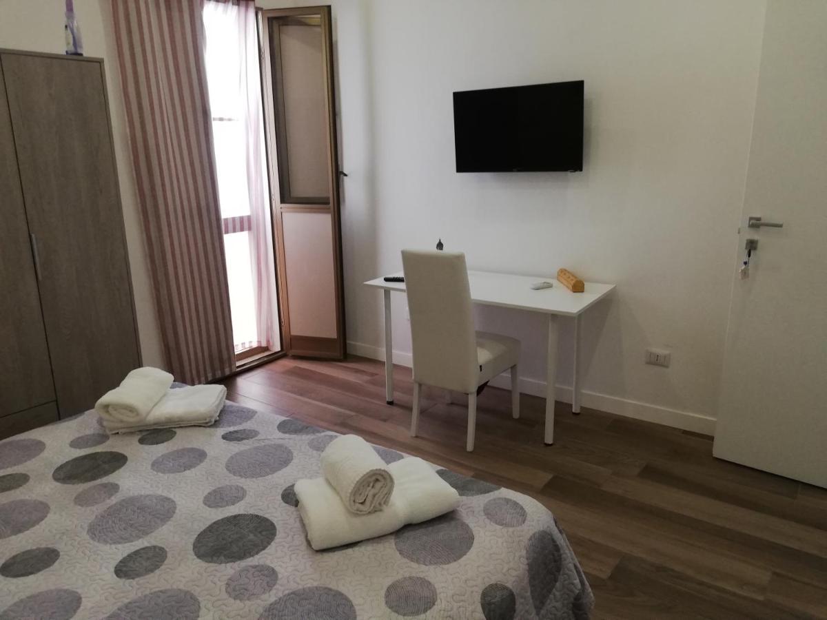 Bed and Breakfast Casa Di Edo Brindisi Zewnętrze zdjęcie